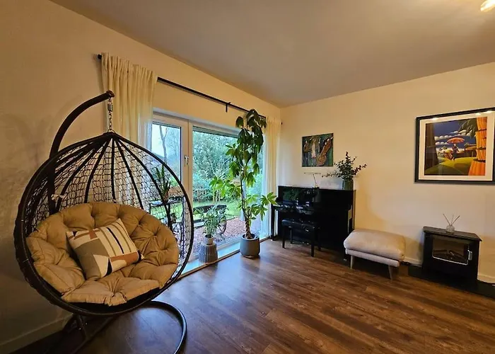 Our House @ Little France Villa Edinburgh